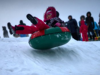 Безопасность во время развлечений детей зимой!